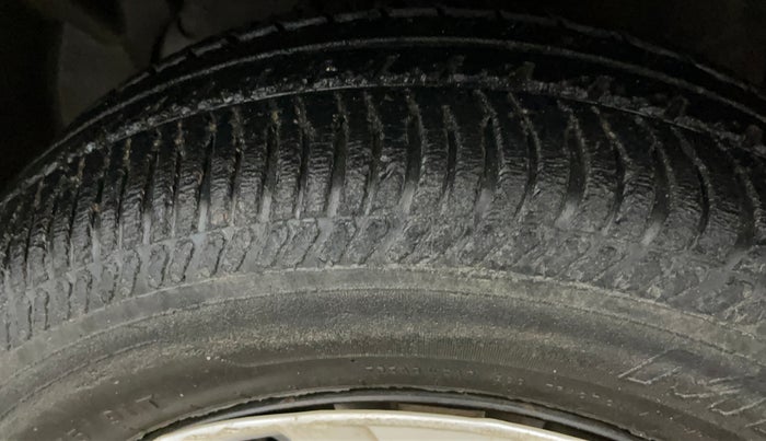 2017 Ford Ecosport TREND 1.5L PETROL, Petrol, Manual, 66,498 km, Left Front Tyre Tread