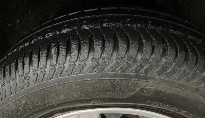 2017 Ford Ecosport TREND 1.5L PETROL, Petrol, Manual, 66,498 km, Left Rear Tyre Tread