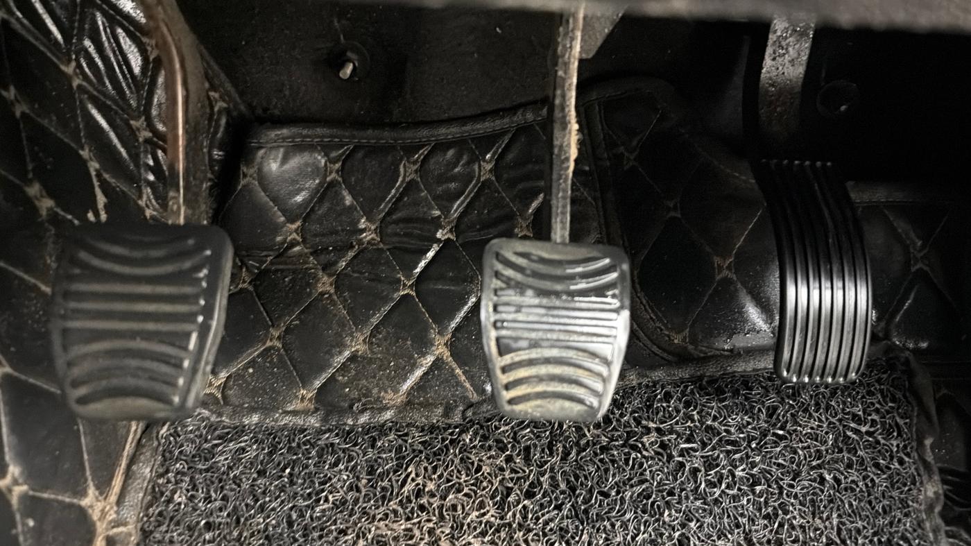 2021 Mahindra Thar LX HT PETROL 4WD MT, Petrol, Manual, 75,156 km, Pedals