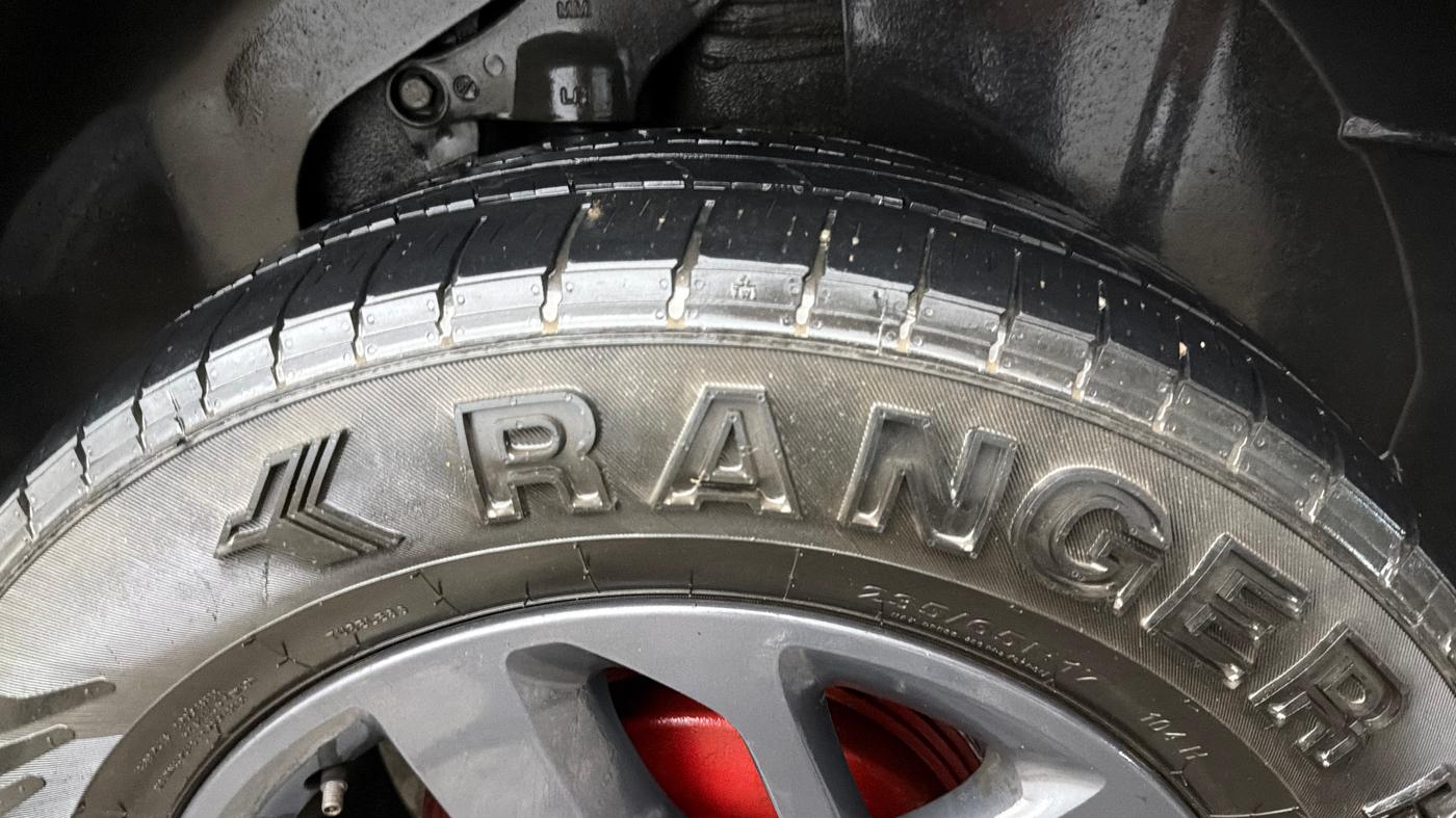 2022 Tata Harrier XTA PLUS 2.0L KRYOTEC DARK EDITION, Diesel, Automatic, 68,413 km, Left Rear Tyre Tread