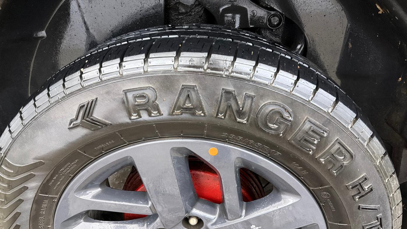 2022 Tata Harrier XTA PLUS 2.0L KRYOTEC DARK EDITION, Diesel, Automatic, 68,413 km, Right Rear Tyre Tread