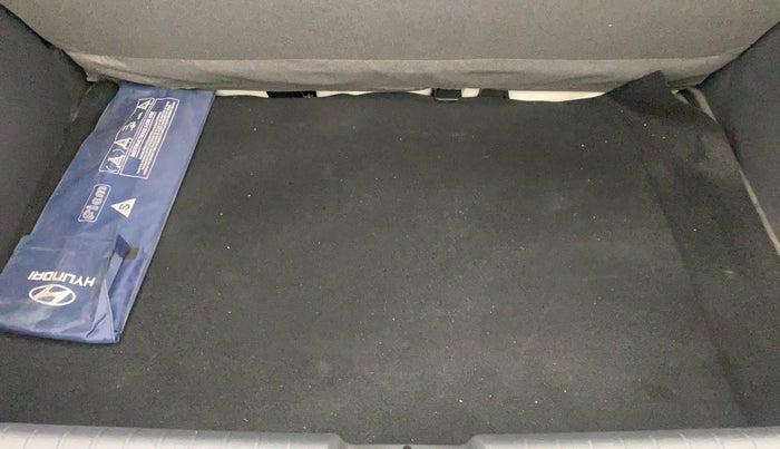 2023 Hyundai GRAND I10 NIOS MAGNA AMT 1.2 KAPPA VTVT, Petrol, Automatic, 7,137 km, Boot Inside