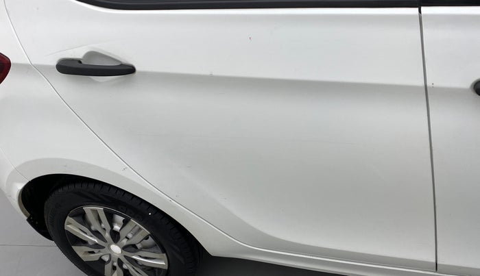 2020 Tata Tiago XE PETROL, Petrol, Manual, 51,012 km, Right rear door - Slightly dented