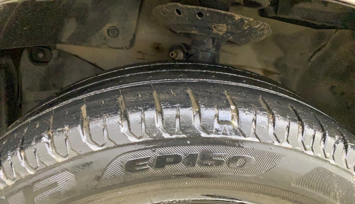 2014 Honda Brio S MT, Petrol, Manual, 64,493 km, Left Front Tyre Tread