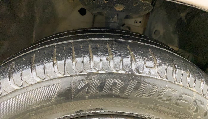 2014 Honda Brio S MT, Petrol, Manual, 64,493 km, Right Front Tyre Tread