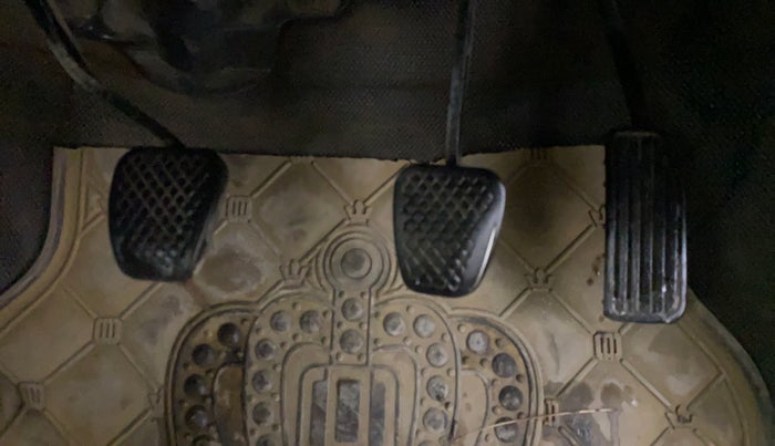 2014 Honda Brio S MT, Petrol, Manual, 64,493 km, Pedals