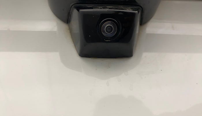 2024 Tata NEXON FEARLESS SUNROOF DUAL TONE 1.2 PETROL, Petrol, Manual, 28,669 km, Parking Camera