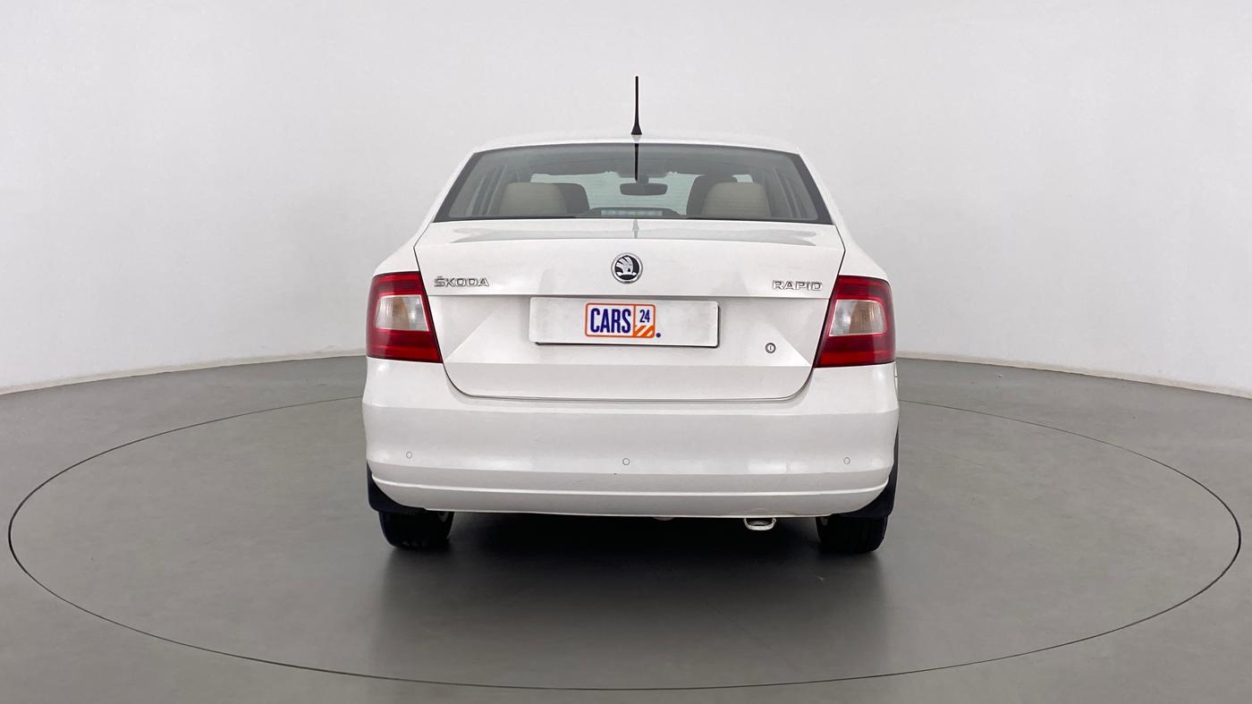 2016 Skoda Rapid 1.6 MPI MT STYLE PLUS, Petrol, Manual, 58,224 km, Back/Rear
