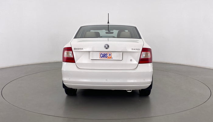2016 Skoda Rapid 1.6 MPI MT STYLE PLUS, Petrol, Manual, 58,224 km, Back/Rear