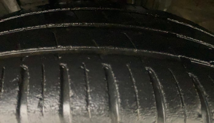 2020 Renault Kwid NEOTECH RXL 1.0 MT, Petrol, Manual, 41,516 km, Left Front Tyre Tread