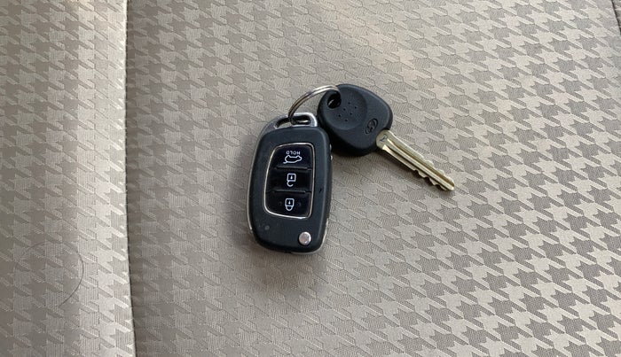 2019 Hyundai Elite i20 MAGNA PLUS 1.2, CNG, Manual, 69,315 km, Key Close Up