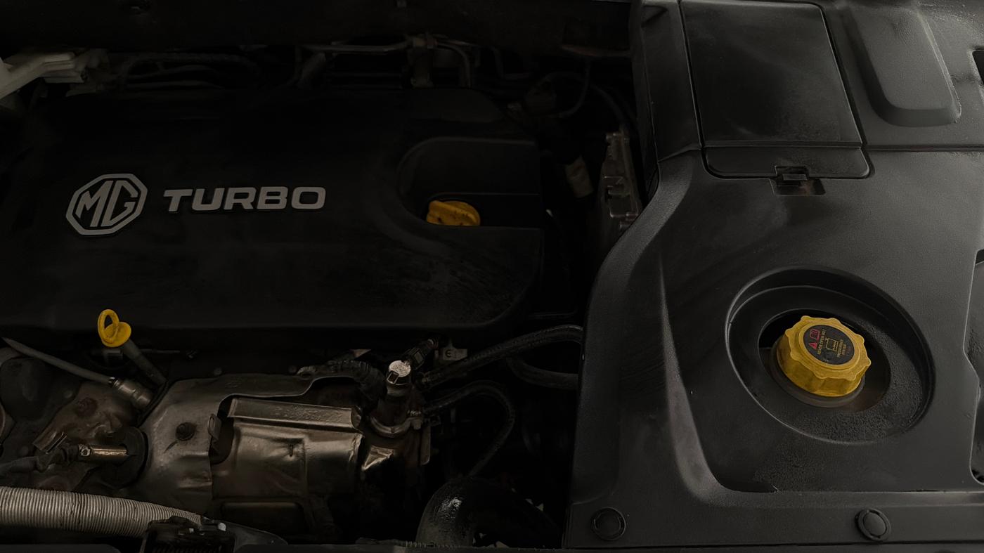 2022 MG HECTOR PLUS SHARP 2.0 DIESEL TURBO MT 6-STR, Diesel, Manual, 45,115 km, Engine View - Left
