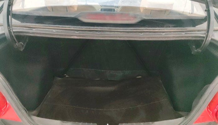 2015 Tata Zest XMS PETROL, Petrol, Manual, 38,215 km, Boot Inside