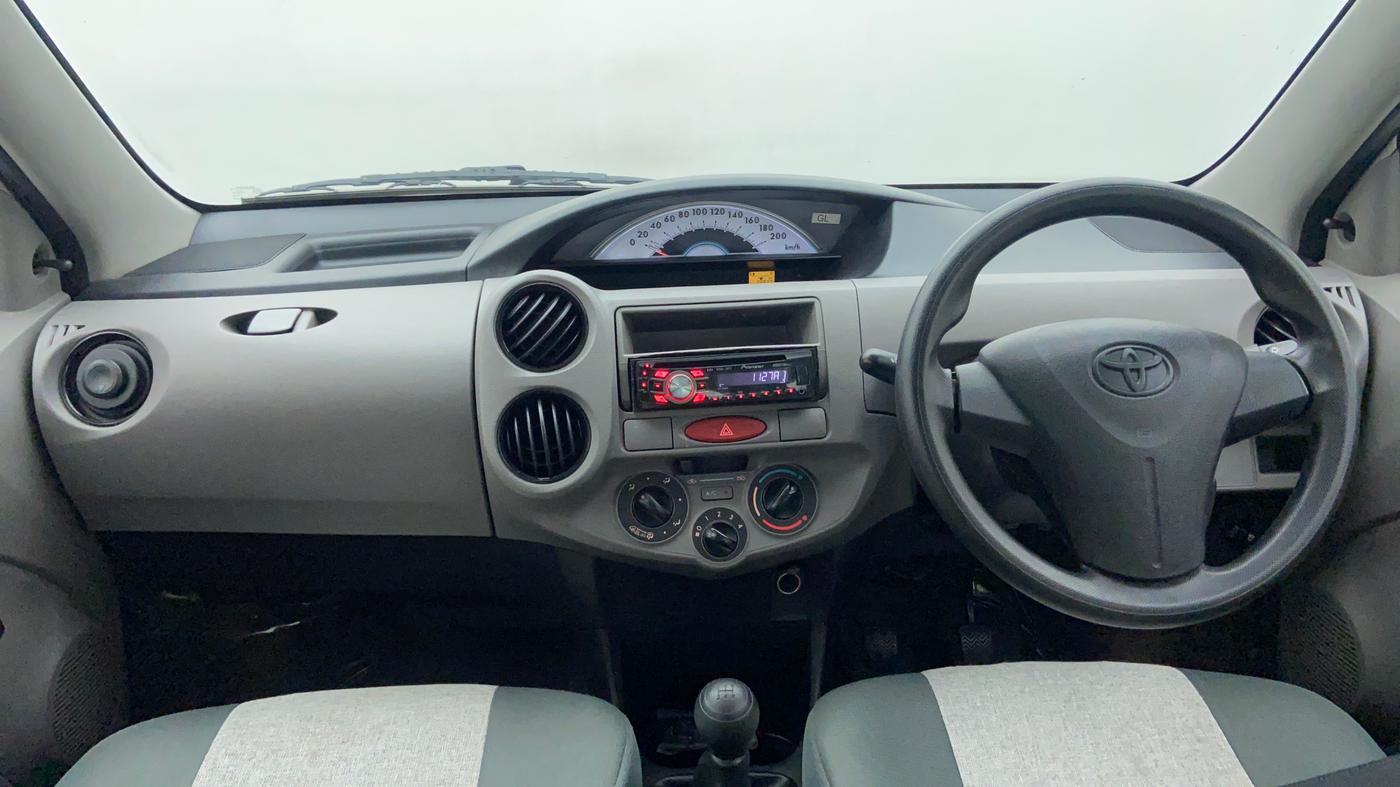 2011 Toyota Etios Liva G, Petrol, Manual, 28,822 km, Dashboard