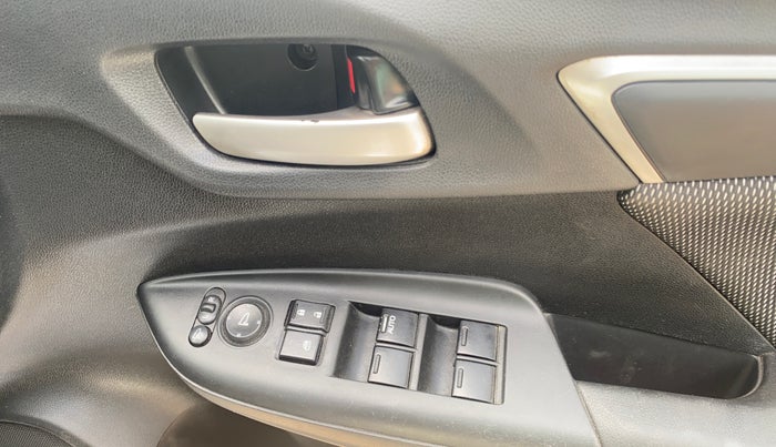 2017 Honda WR-V 1.2L I-VTEC VX MT, Petrol, Manual, 75,657 km, Driver Side Door Panels Control