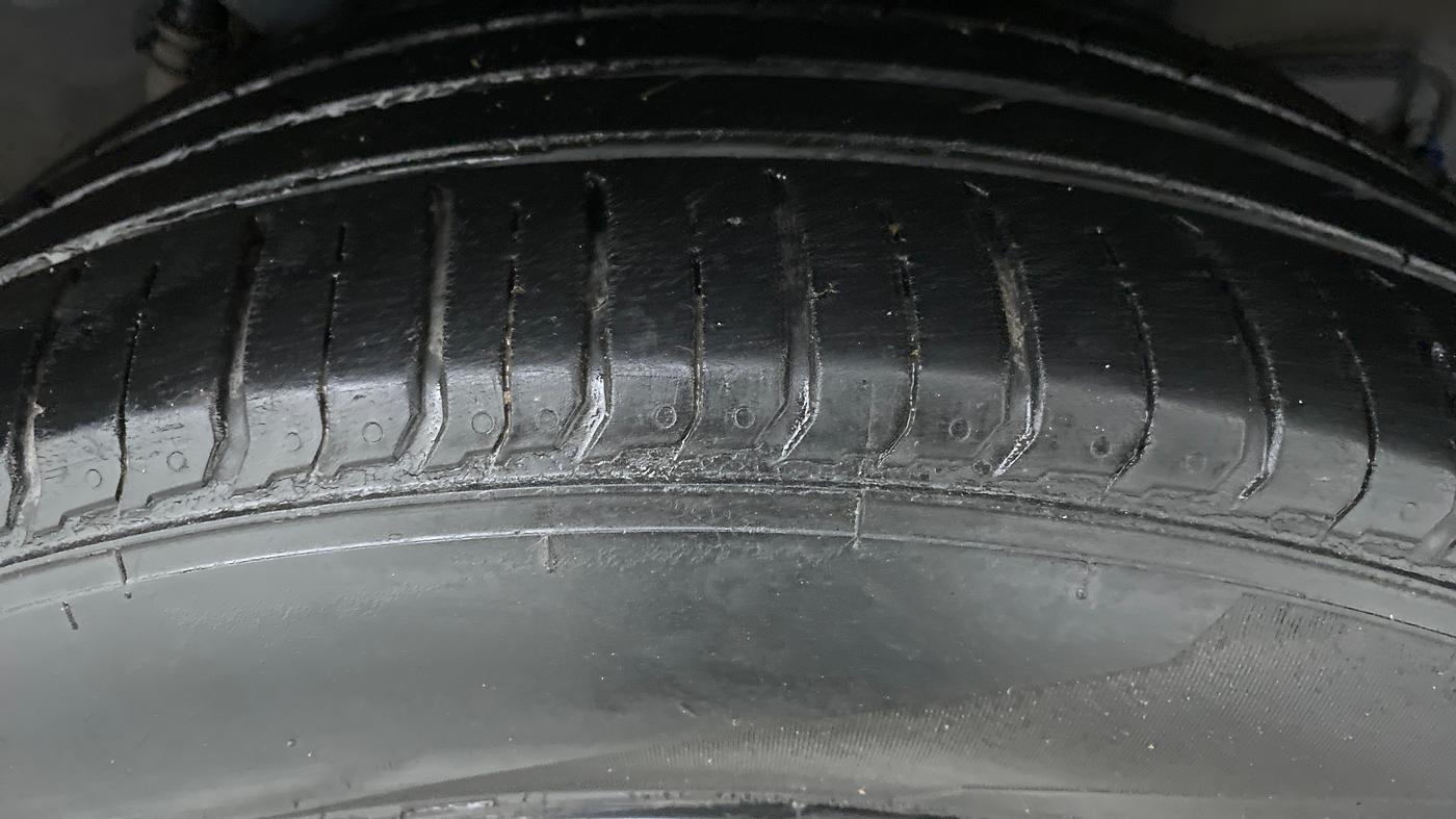 2019 Hyundai VENUE 1.0 TURBO GDI SX+ AT, Petrol, Automatic, 34,102 km, Left Rear Tyre Tread