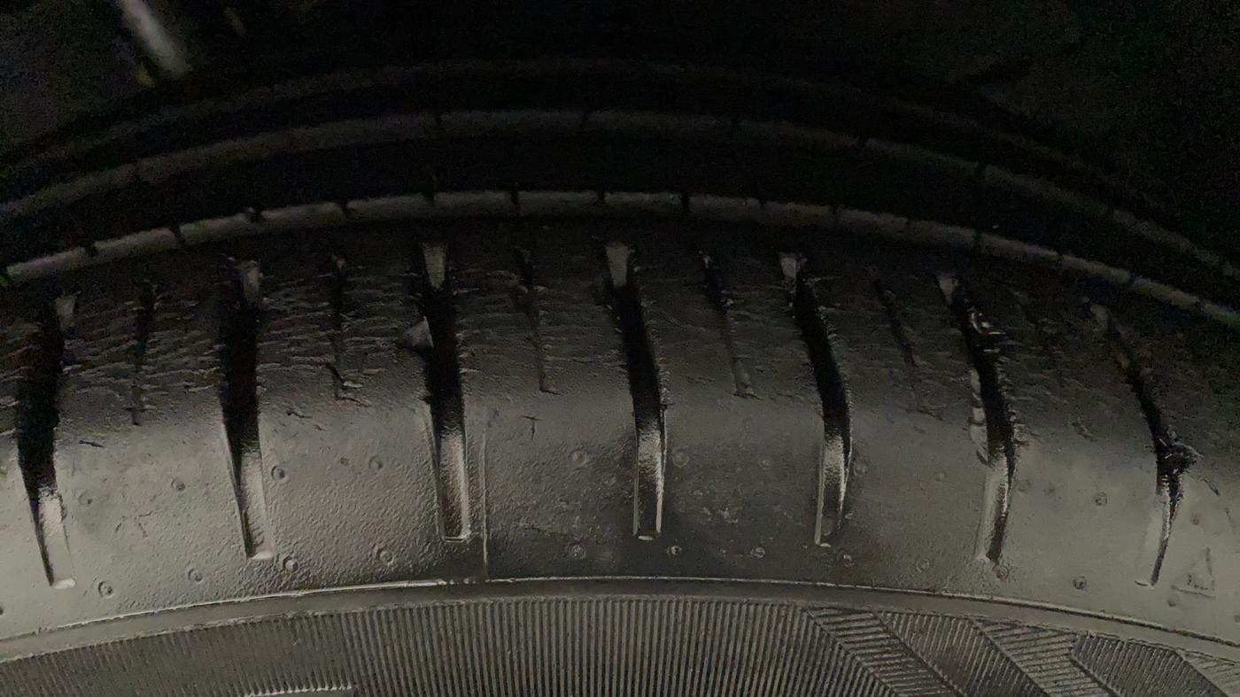 2018 Maruti Baleno ZETA CVT PETROL 1.2, Petrol, Automatic, 29,002 km, Left Front Tyre Tread