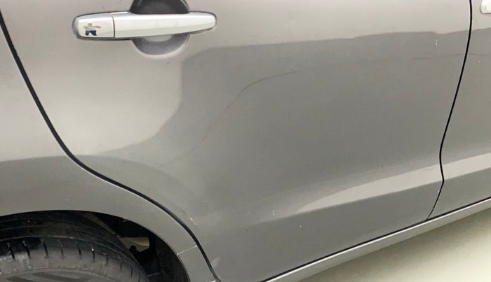 2018 Maruti Baleno ALPHA CVT PETROL 1.2, Petrol, Automatic, 71,660 km, Right rear door - Minor scratches
