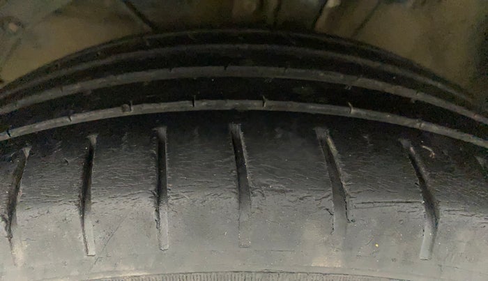 2018 Maruti Baleno ALPHA CVT PETROL 1.2, Petrol, Automatic, 71,660 km, Left Front Tyre Tread