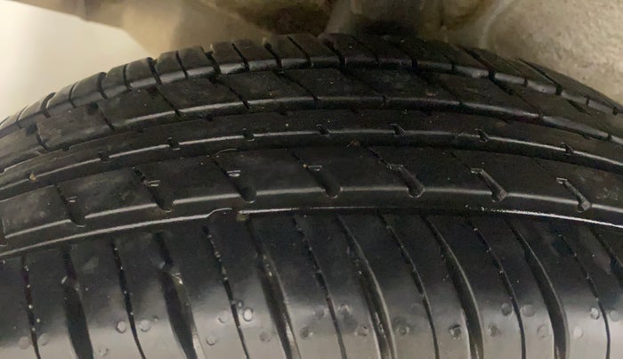 2025 Maruti New Wagon-R LXI 1.0, Petrol, Manual, 5,414 km, Right Rear Tyre Tread