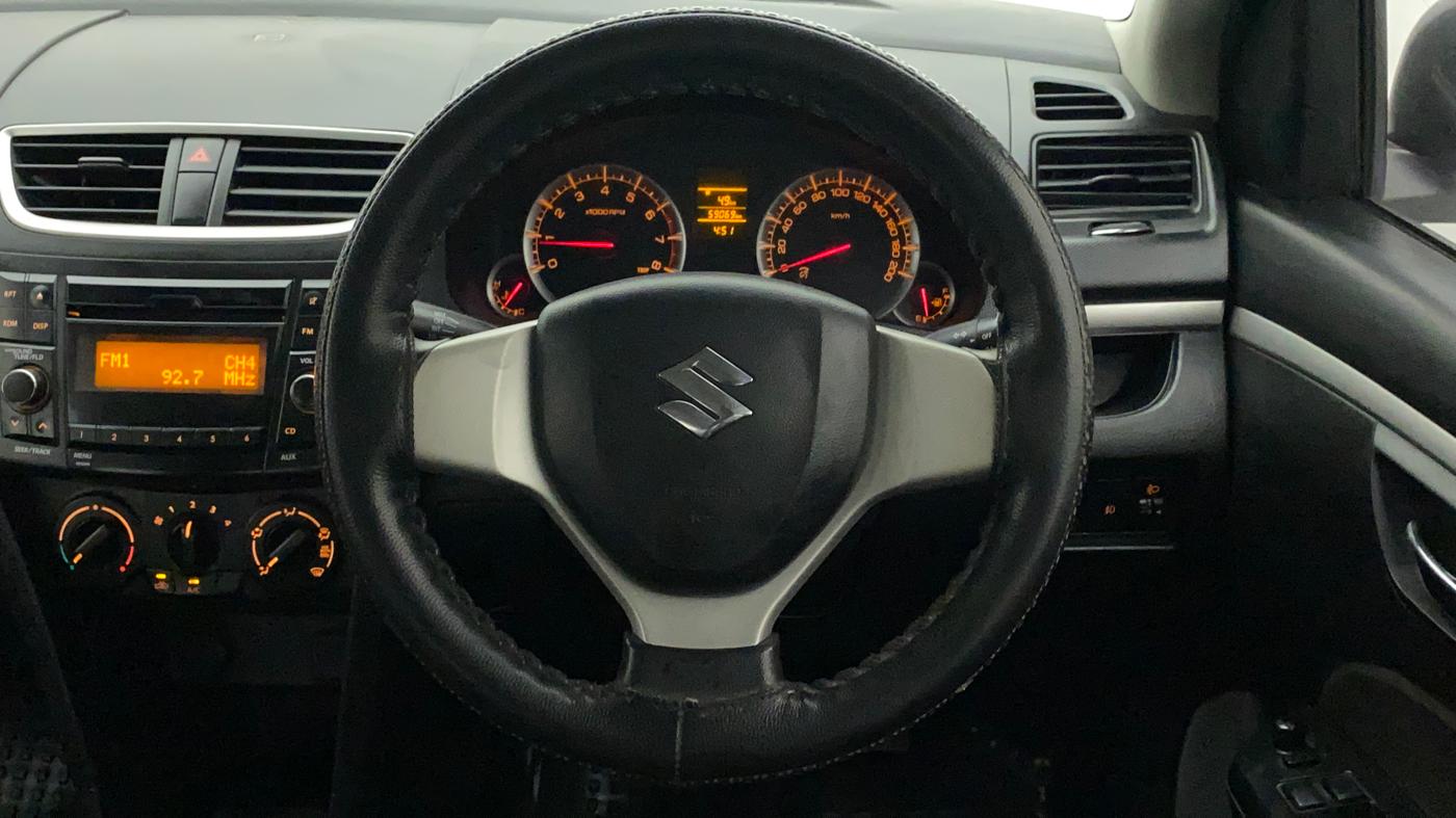 2017 Maruti Swift VXI, Petrol, Manual, 59,068 km, Steering Wheel Close Up