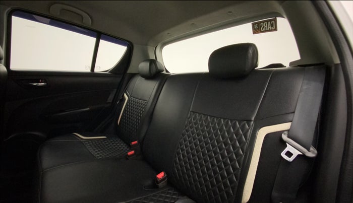 2017 Maruti Swift VXI, Petrol, Manual, 59,068 km, Right Side Rear Door Cabin