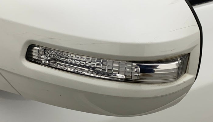 2017 Maruti Swift VXI, Petrol, Manual, 59,068 km, Left rear-view mirror - Indicator light has minor damage