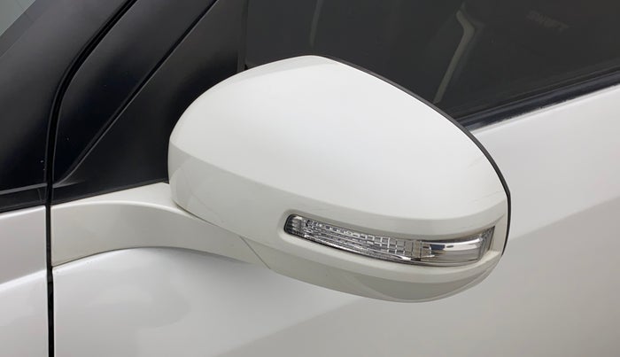 2017 Maruti Swift VXI, Petrol, Manual, 59,068 km, Left rear-view mirror - Mirror motor not working