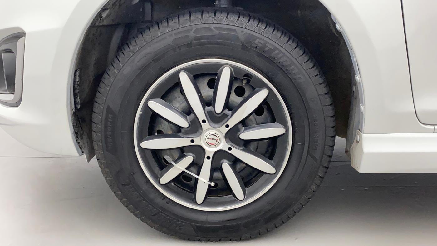2017 Maruti Swift VXI, Petrol, Manual, 59,068 km, Left Front Wheel