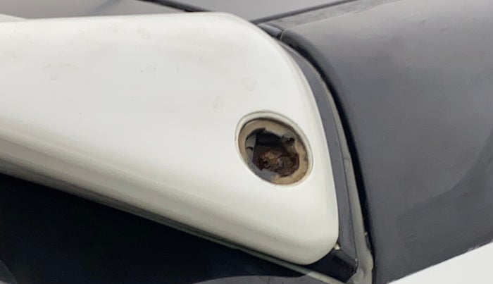 2017 Maruti Swift VXI, Petrol, Manual, 59,068 km, Dicky (Boot door) - Spoiler has minor damage