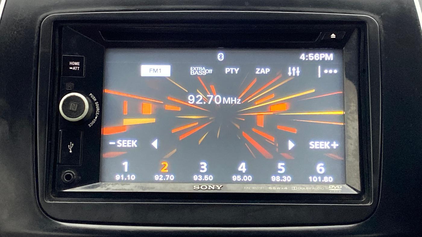 2017 Renault Kwid 1.0 RXL AT, Petrol, Automatic, 44,185 km, Infotainment System