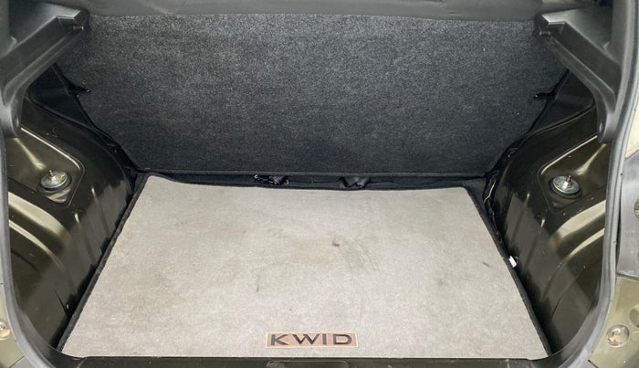 2017 Renault Kwid 1.0 RXL AT, Petrol, Automatic, 44,185 km, Boot Inside