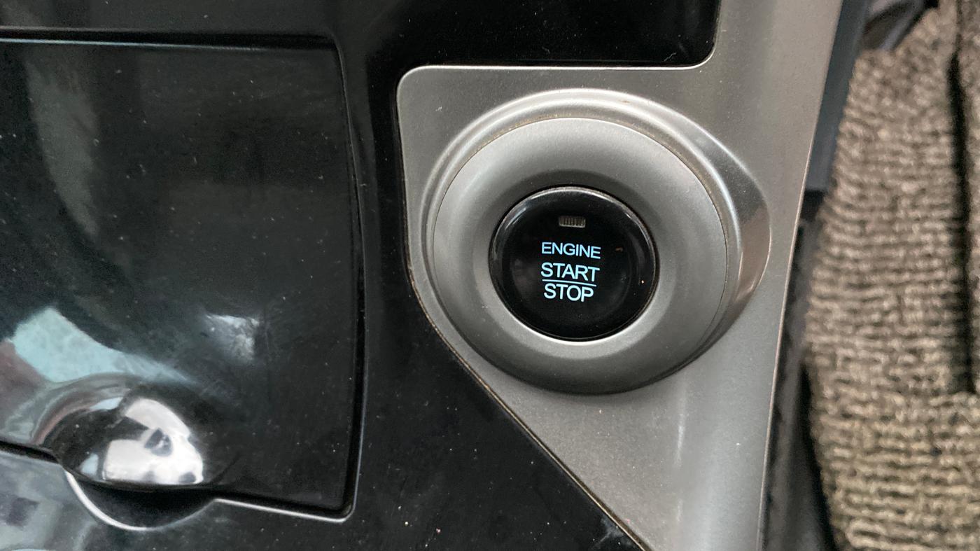 2021 Mahindra XUV500 W7, Diesel, Manual, 76,271 km, Keyless Start/ Stop Button