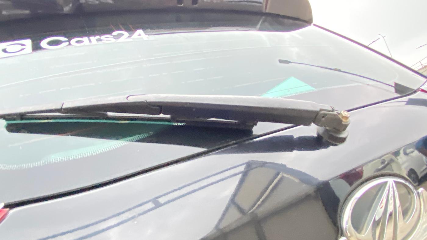 2021 Mahindra XUV500 W7, Diesel, Manual, 76,271 km, Rear Wiper