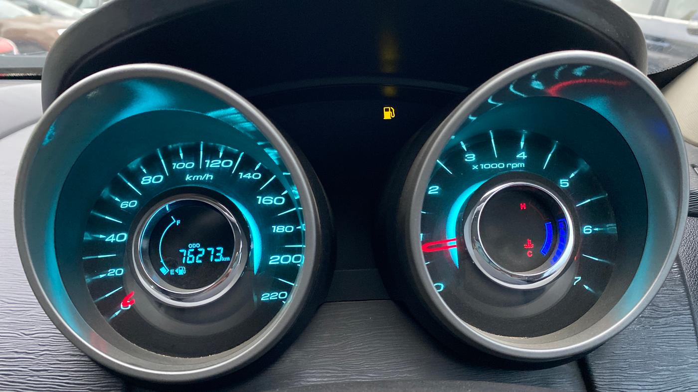 2021 Mahindra XUV500 W7, Diesel, Manual, 76,271 km, Odometer Image