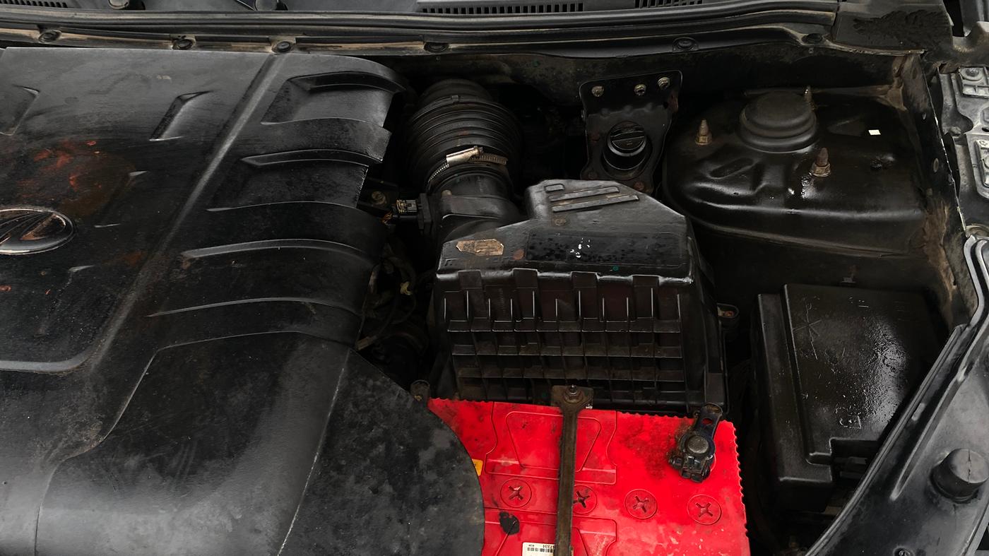 2021 Mahindra XUV500 W7, Diesel, Manual, 76,271 km, Engine View - Left