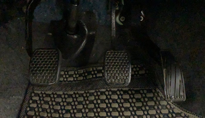 2018 Maruti Alto 800 LXI CNG, CNG, Manual, 15,023 km, Pedals