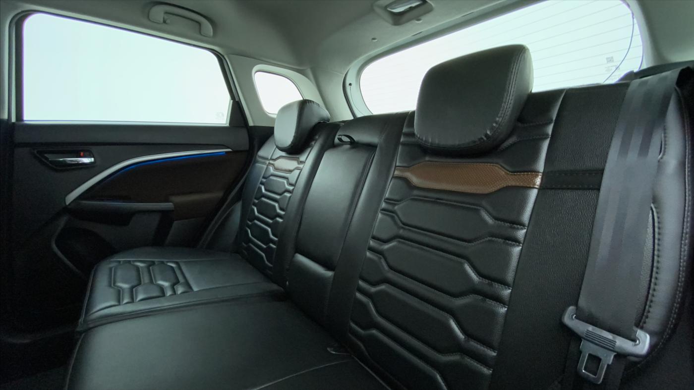 2022 Maruti BREZZA ZXI + AT SMART HYBRID, Petrol, Automatic, 5,962 km, Right Side Rear Door Cabin