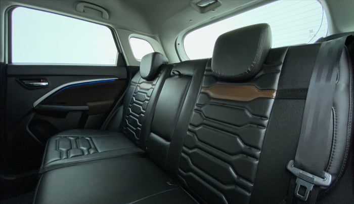 2022 Maruti BREZZA ZXI + AT SMART HYBRID, Petrol, Automatic, 5,962 km, Right Side Rear Door Cabin