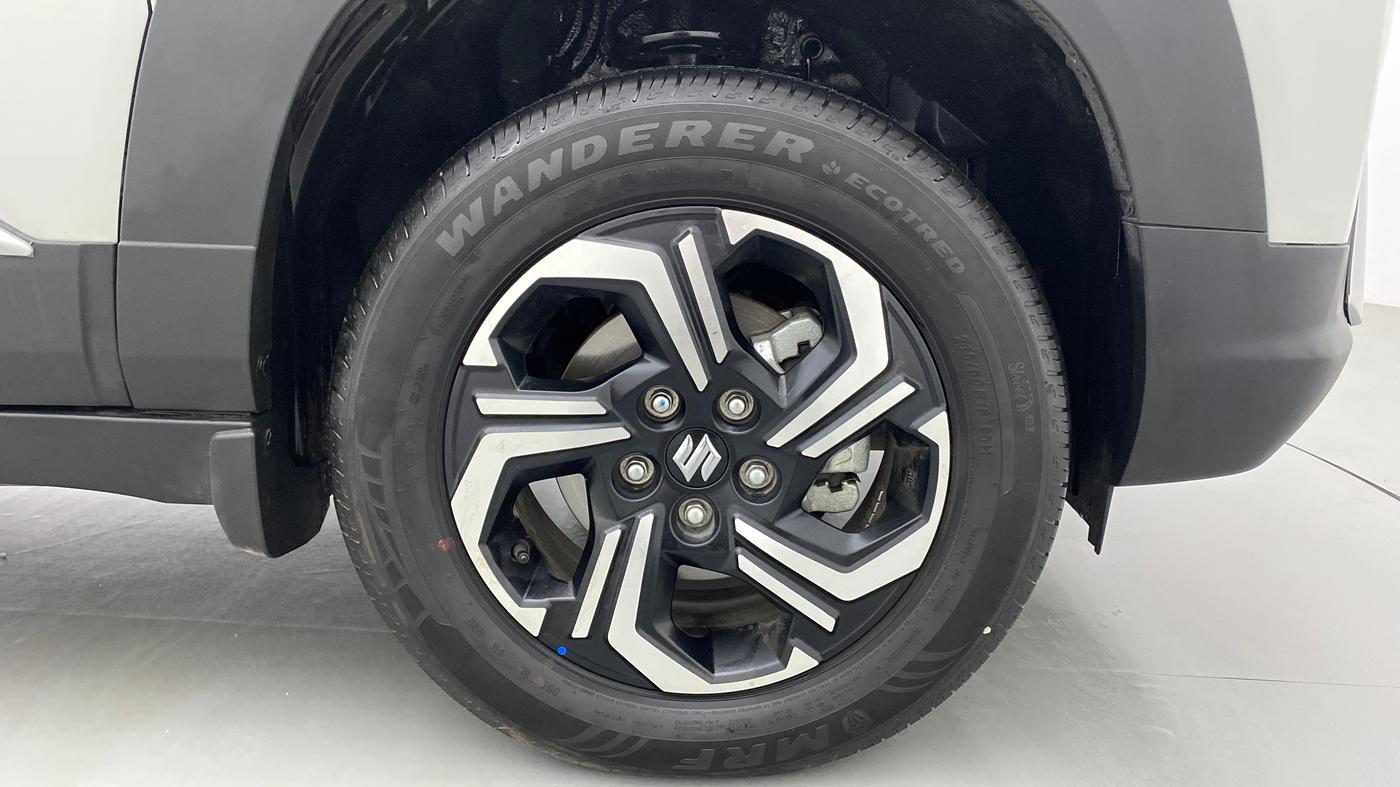 2022 Maruti BREZZA ZXI + AT SMART HYBRID, Petrol, Automatic, 5,962 km, Right Front Wheel