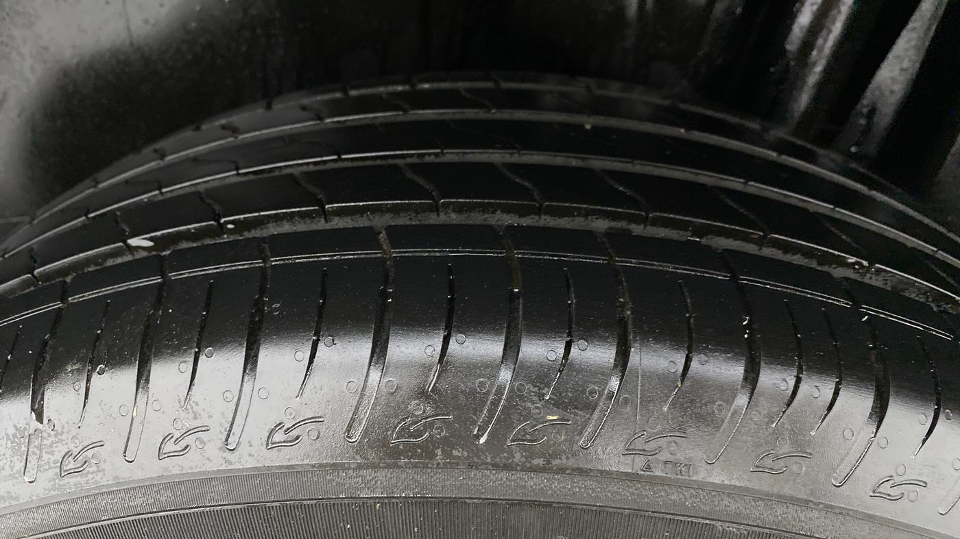 2022 Maruti BREZZA ZXI + AT SMART HYBRID, Petrol, Automatic, 5,962 km, Left Rear Tyre Tread