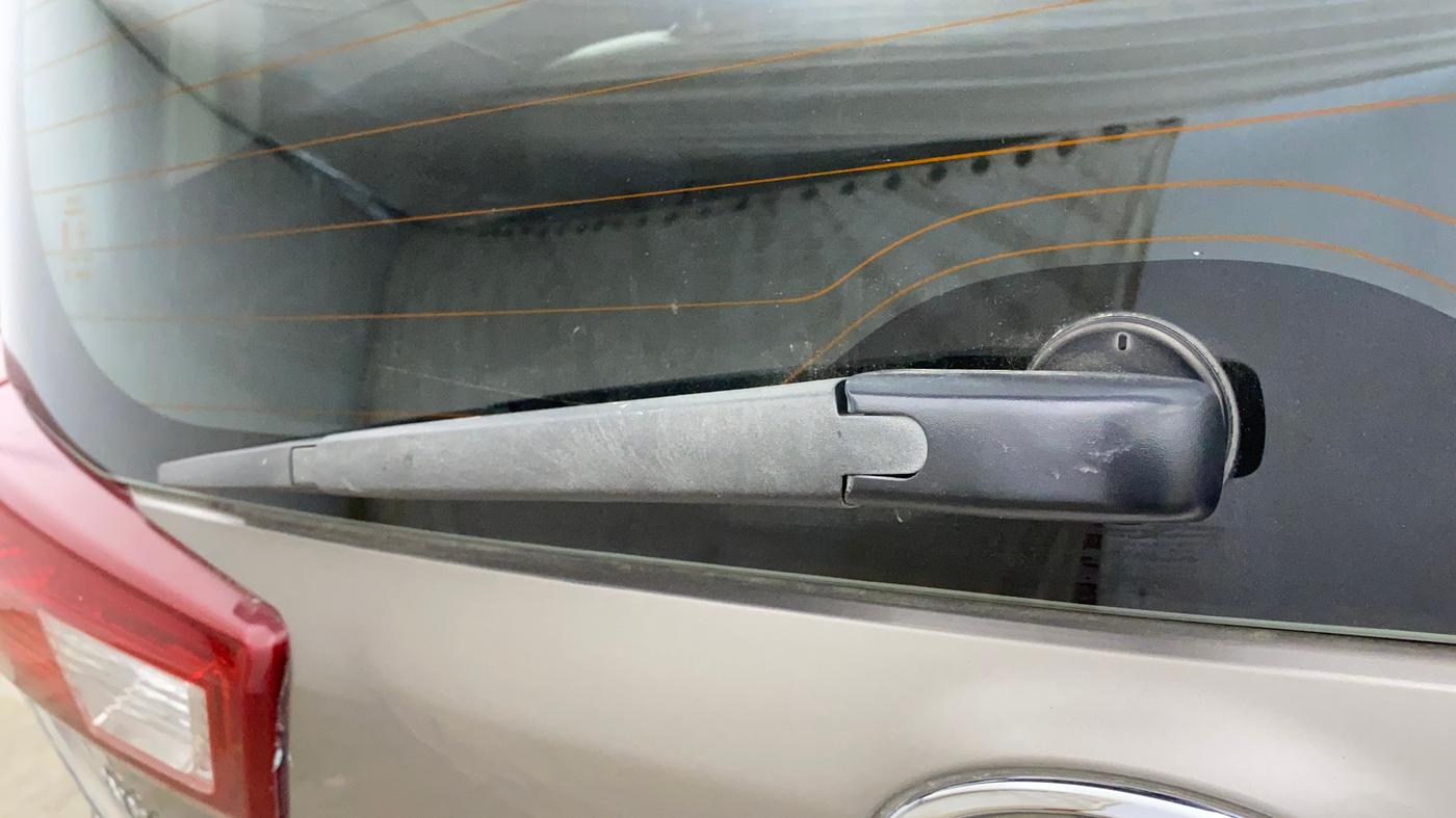 2018 Toyota Innova Crysta 2.7 GX 8 STR, Petrol, Manual, 67,217 km, Rear Wiper