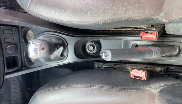 2017 Nissan Terrano XV D PREMIUM AMT, Diesel, Automatic, 91,104 km, Gear Lever