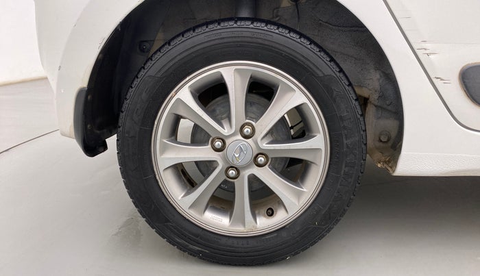 2016 Hyundai Grand i10 ASTA (O) AT 1.2 KAPPA VTVT, Petrol, Automatic, 80,105 km, Right Rear Wheel