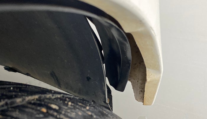 2016 Hyundai Grand i10 ASTA (O) AT 1.2 KAPPA VTVT, Petrol, Automatic, 80,105 km, Right fender - Lining loose