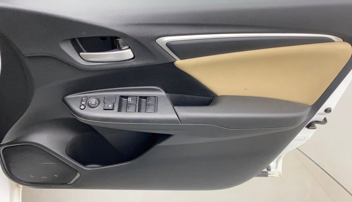 2017 Honda Jazz 1.2L I-VTEC V, Petrol, Manual, 15,017 km, Driver Side Door Panels Control