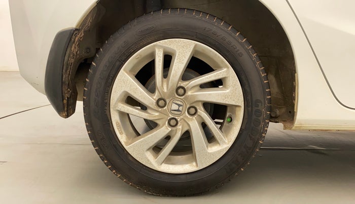 2017 Honda Jazz 1.2L I-VTEC V, Petrol, Manual, 15,017 km, Right Rear Wheel