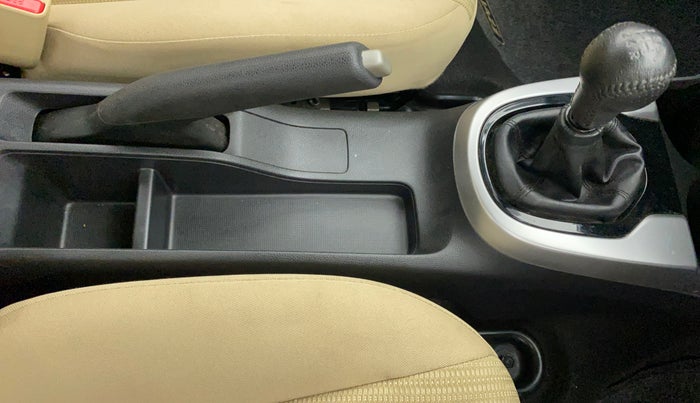 2017 Honda Jazz 1.2L I-VTEC V, Petrol, Manual, 15,017 km, Gear Lever