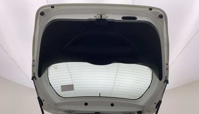 2017 Honda Jazz 1.2L I-VTEC V, Petrol, Manual, 15,017 km, Boot Door Open