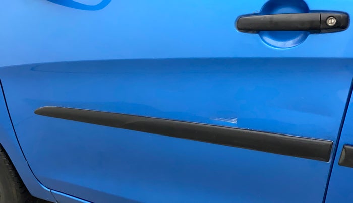 2015 Maruti Celerio VXI AMT, Petrol, Automatic, 71,643 km, Front passenger door - Slightly dented